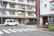 小学生、横断歩道で車にはねられけが・新潟市中央区　運転の男を過失傷害の疑いで現行犯逮捕