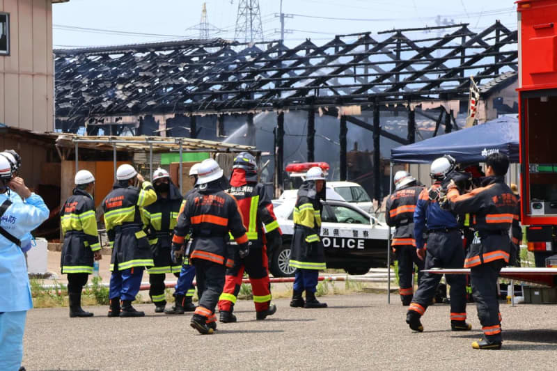 新潟県燕市の工場火災、遺体の身元判明