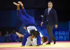 【速報・パリ五輪柔道混合団体】日本はフランスに敗れ銀メダル