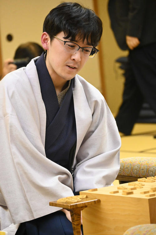 伊藤匠叡王、タイトル獲得後初の対局は黒星　将棋JT杯開幕戦は稲葉陽八段の勝ち
