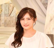 電撃婚テレ東27歳女子アナが金髪コスプレ披露にＸ「宝塚転職？」「役者志願？」「ヤンキー？」