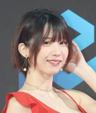 えなこ、美谷間透けたシースルーランジェリー「最高の女神」と反響