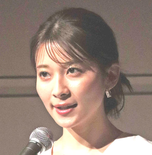 山本里菜「同じ事務所で同じ番組」中川絵美里と２ショットに「スーパー美人」「２人とも推し」