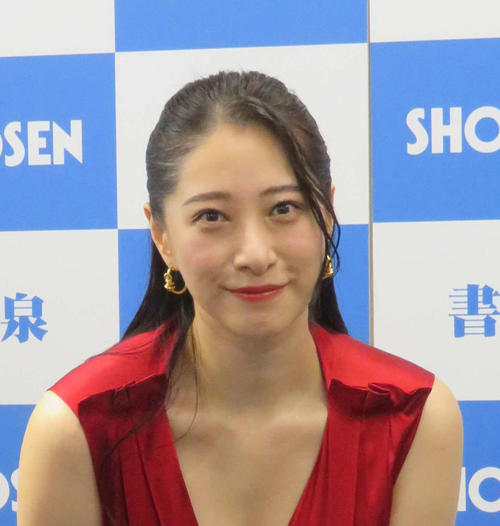 “リアル峰不二子”染谷有香ヘアヌード写真集初挑戦４年「見たことない欲深い顔」初主演映画公開