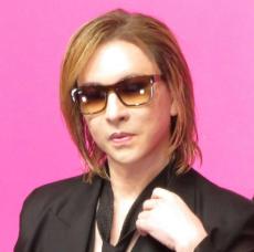 YOSHIKI、ToshIへのメッセージにファンざわつく「涙が止まらない」「期待しかない」