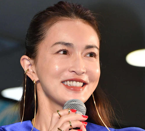 長谷川京子、同世代タレントとの再会ショット「かっけえなあ」「２人ともすてき」と反響