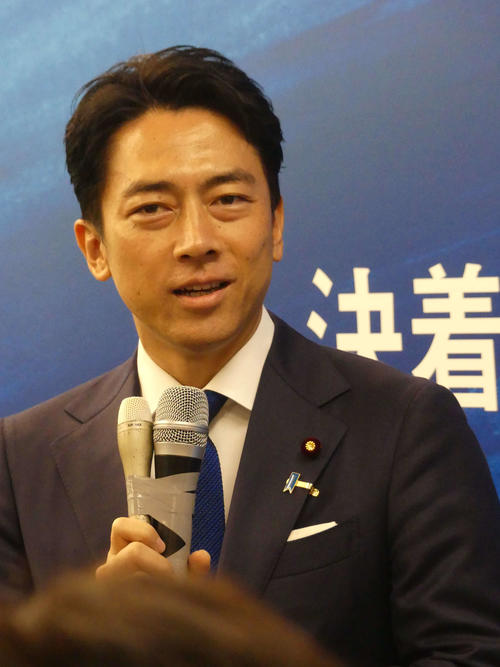 【総裁選】小泉進次郎氏、生き別れだった実母との初対面告白「人生に選択肢広げる政治家になる」