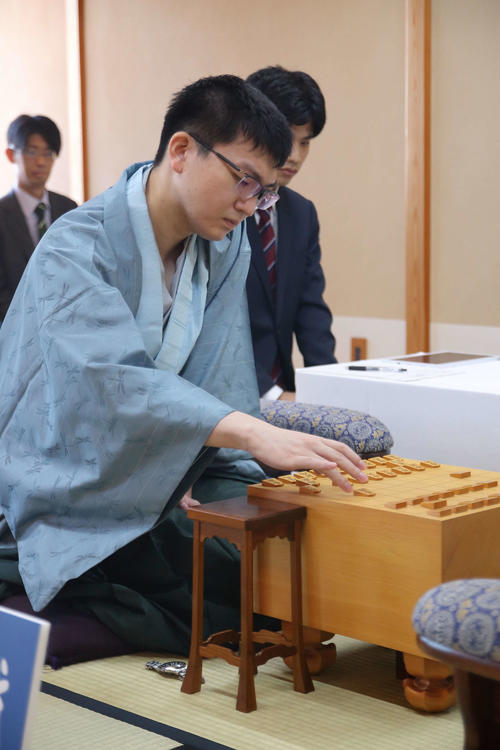 【王座戦】藤井聡太王座に連敗の永瀬拓矢九段「１つ１つの形が特殊。形が分からなかった」