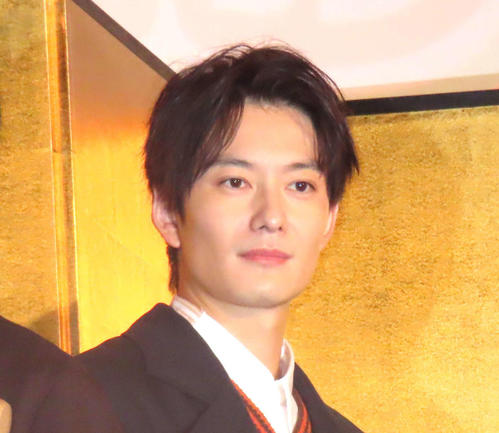 “虎に翼”岡田将生、膝枕からのサプライズ祝いに「忘れない誕生日でした。うれしかったなぁ」