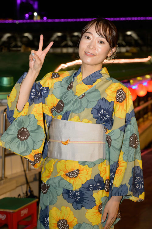 Wakana、屋形船を貸し切りファンクラブ初屋外イベント…隅田川船上で愛を歌う