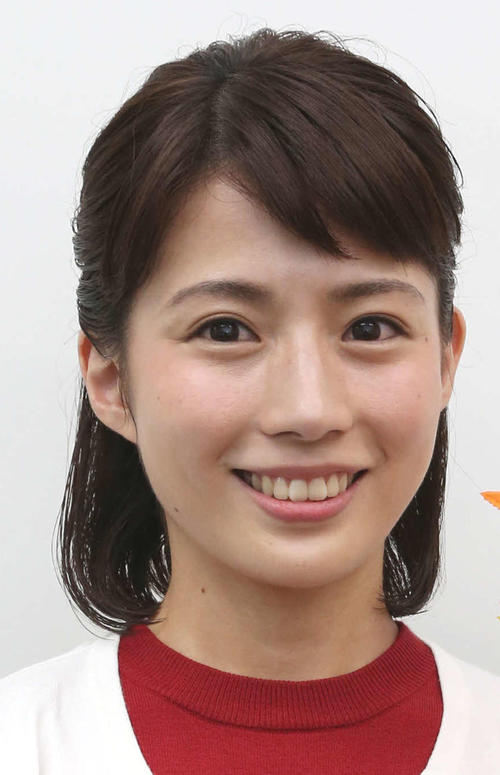 テレ朝田中萌アナ「大学生にしか見えない」美脚ショットにファン歓喜「アイドルみたい」