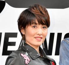 荻野目洋子「世界郵便デー」に郵便料金値上げに言及「値上げしても切手は大好きだから…」