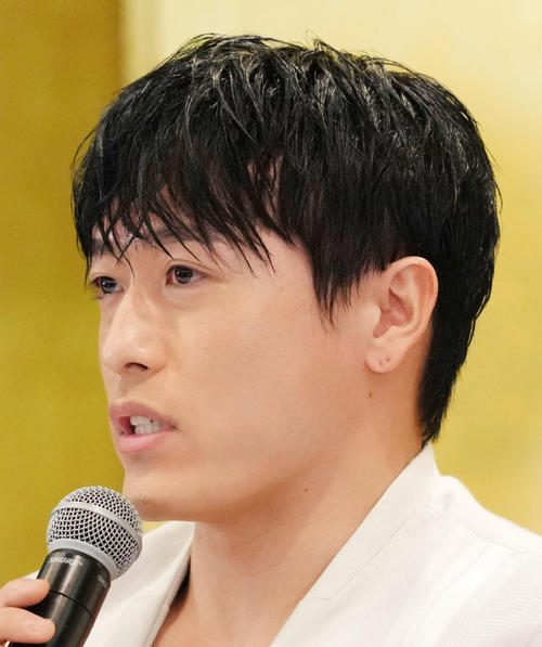 中務裕太「牛丼チェーンは国民の味方」　吉野家・すき家・松屋と期限付きで値下げ