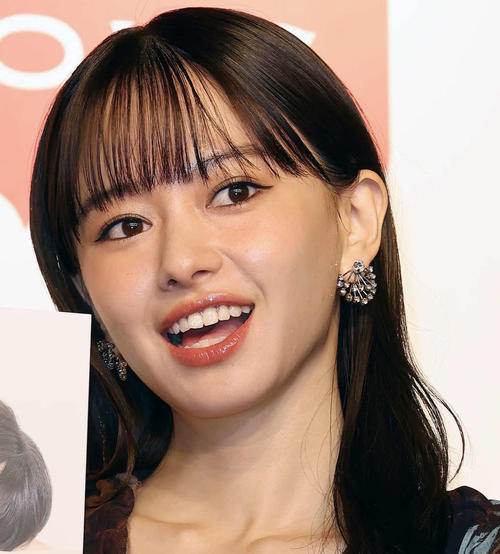 山本舞香、大胆イメチェン姿披露し「ビジュ最高」と話題　交際中マイファスHiroも「いいね」