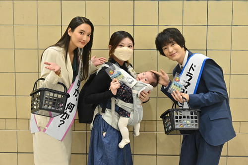 菜々緒「たくさんの人が見てくれることを」渋谷でドラマ「無能の鷹」放送直前ゲリライベント