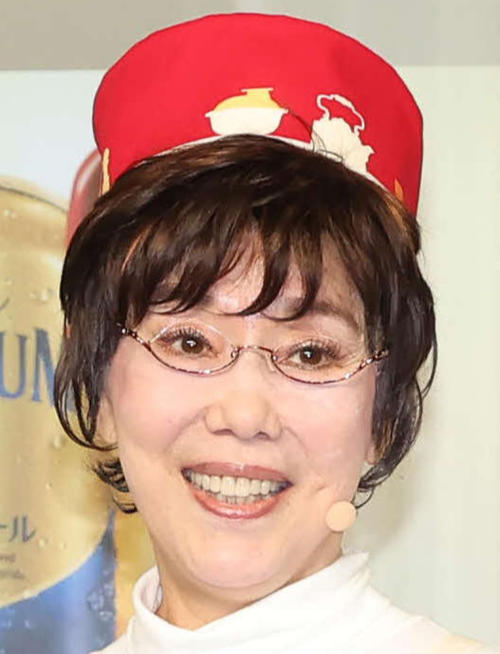 平野レミ、NHK生放送での豪快な調理にスタジオ騒然！「レミさんは特殊な訓練を積んでおります」