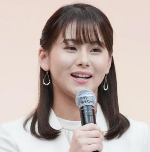 テレ東・藤井由依アナ、同期の日テレアナと「無我夢中に…」メガネ２ショットに「姉妹みたい」