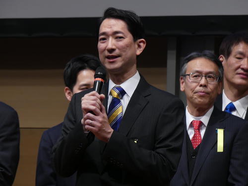 【衆院選】鳩山由紀夫元首相の長男紀一郎氏が初当選　東京2区敗北も比例復活、国民民主旋風に乗る