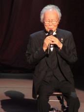 91歳菅原洋一、歌謡祭出演　７月熱中症で入院も回復「カミニート」「今日でお別れ」歌唱