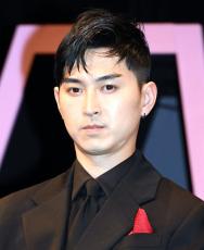 松田翔太、亡き父・優作さんの命日に複雑な思い「長年違和感を覚えていた」