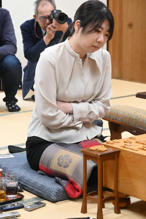 【将棋】西山朋佳女流３冠、“剛腕”ならずプロ試験２敗目も「新しいことを試し充実感」