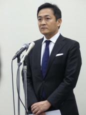 国民・玉木雄一郎代表、涙で「元グラドル不倫」認め謝罪「おおむね事実」16歳差の観光大使