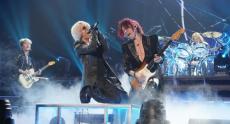 YOSHIKIらのバンド「THE LAST ROCKSTARS」がMIYAVIの脱退を発表