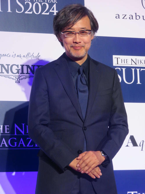 山崎貴監督、念願スーツ・オブ・ザ・イヤー受賞、新作ゴジラと「また来られたらいいな」