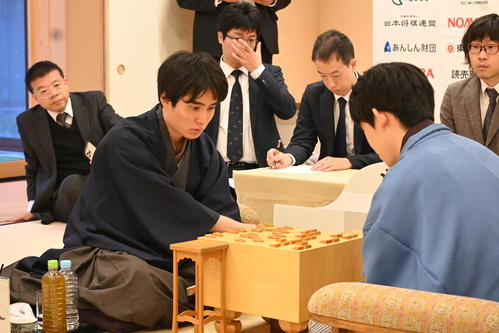 【竜王戦】藤井聡太竜王に完勝した佐々木勇気八段、大事な一番で「とっておき」の作戦披露