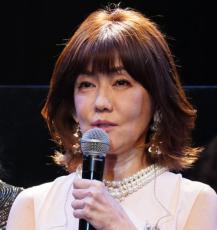 松本伊代、元宝塚トップスターに「メロメロ」早見優とエンターテインメントショーに「もう１回」