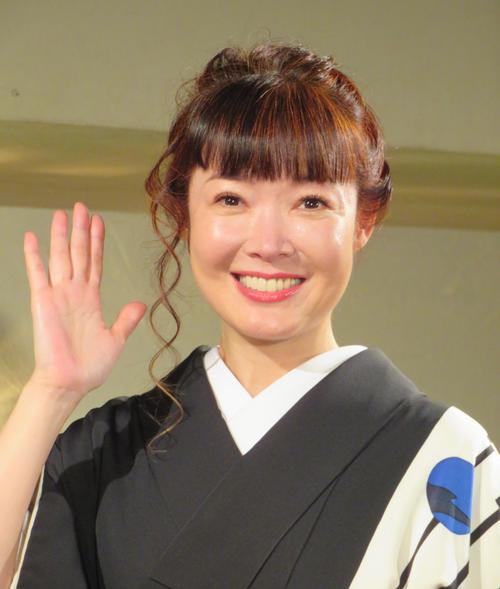 田川寿美、１人息子と友人が誕生日にケープをプレゼント「感動した」