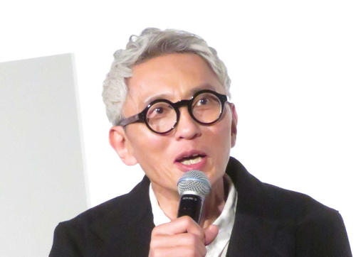 松重豊「ネコと五郎」井之頭五郎が猫をなでる姿にほっこり「平和な世界すぎる」