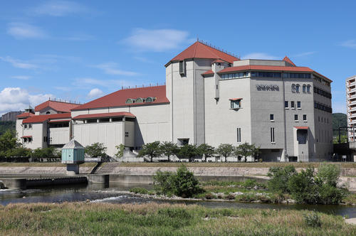 【宝塚】来年４月退団の宙組トップ芹香斗亜ディナーショー決定　専科の水美舞斗、輝月ゆうま出演