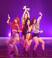 【韓流】BLACKPINK、グループ活動再開へ　ROSE「来年アルバム出してツアーも計画」