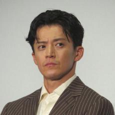 小栗旬、親友ムロツヨシとの出会いは飲みの席「サマータイムマシン・ブルース出てましたよね？」