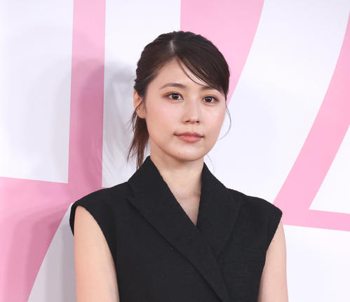 有村架純「すごく良い日だった」高畑充希の結婚を祝福　笑顔の２ショットに「かわいいの大渋滞」