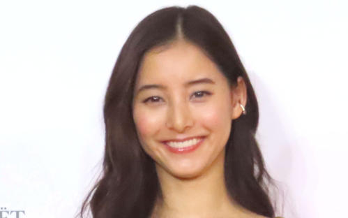 31歳誕生日の新木優子、ピンクドレス姿に大反響　「女神降臨」「美しすぎる」