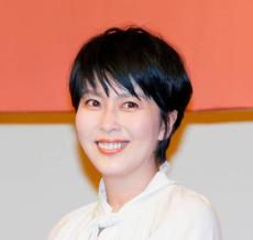 松たか子にビリビリ椅子の洗礼「キャー」いつも「子供が学校無事着くかな」その時間に見る番組で