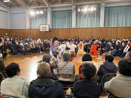 【紅白歌合戦】坂本冬美　石川県輪島高校から「能登はいらんかいね」御陣乗太鼓とコラボで熱唱　