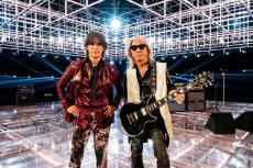 【紅白歌合戦】B'z「LOVE PHANTOM」「ultra soul」３曲披露に橋本環奈も驚愕