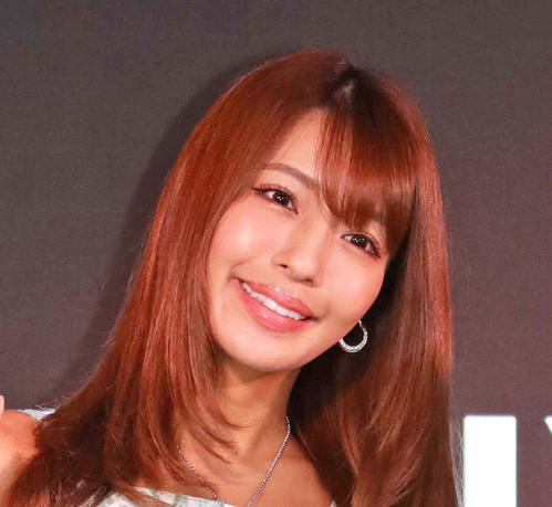 橋本梨菜「2025年厄年やねんけど大丈夫かな」デビュー10周年「グラビア界のQueenに」