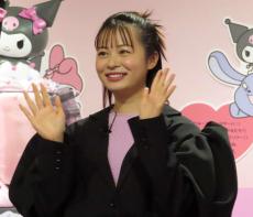 莉子、マイメロディ50周年お祝い「ずっととりこです」「メロクロな関係」親友の存在明かす