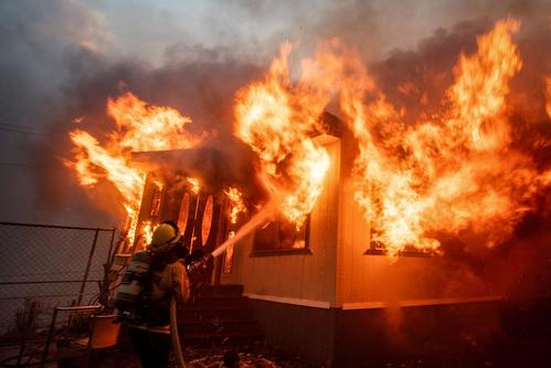 ディズニー23億3000万円寄付発表　ロス消防署財団など山火事の再建と救援活動に