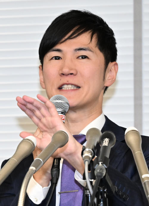 石丸伸二氏が新党設立会見　敵視するテレ朝の記者を見つけられず「話すことが半分に」と自虐