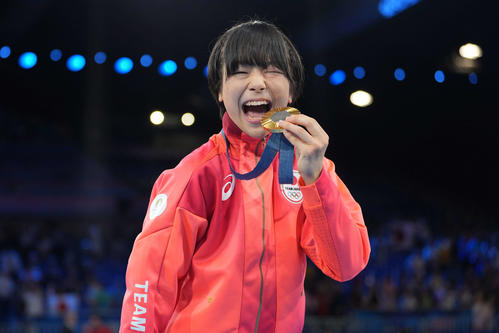 ”シン・霊長類最強女子”パリ五輪金メダリスト藤波朱理が芸能事務所「ケイダッシュ」に所属