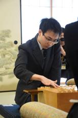 【将棋】柵木幹太四段が史上初の女性棋士に待った「逆転負けしそうにもなった。力は感じました」