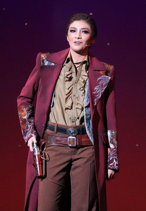 【宝塚】月組新トップ鳳月杏「劇場全体を見渡す余裕が出てきました」東京公演通し舞台稽古