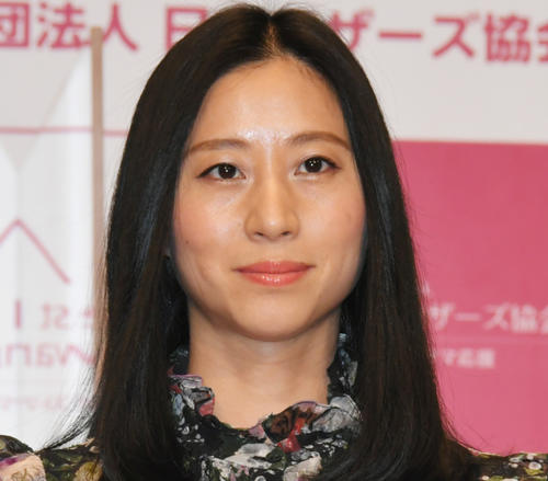 三浦瑠麗氏「文春を廃刊に」の声に言及「最も誠意がある態度というのは…」