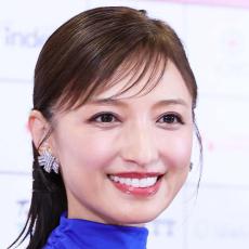 「奇跡の53歳」フリーアナ「奇跡の45歳」写真「８年後、53歳も若いと…」ポジティブ思考