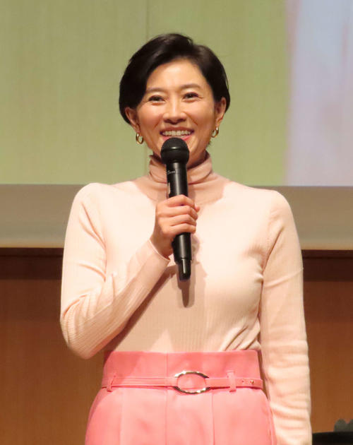 菊川怜、離婚発表後初の公の場　NISA学び「子どもが３人いるので、早く自立できるように…」